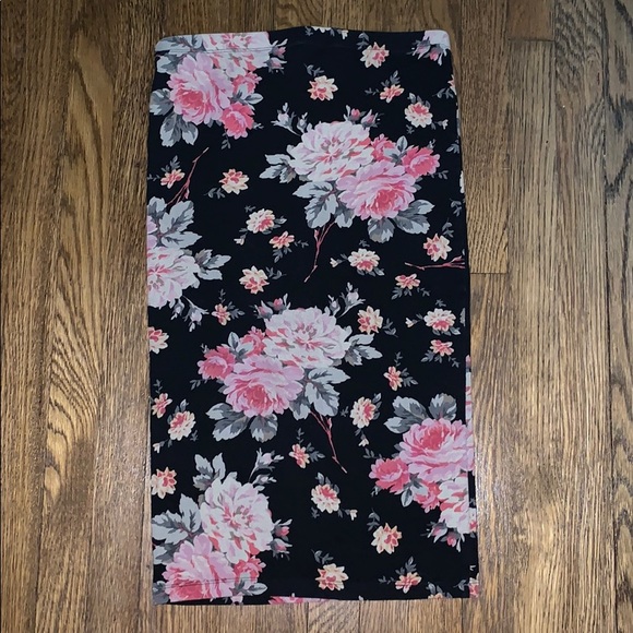 Pencil skirt - Picture 2 of 2